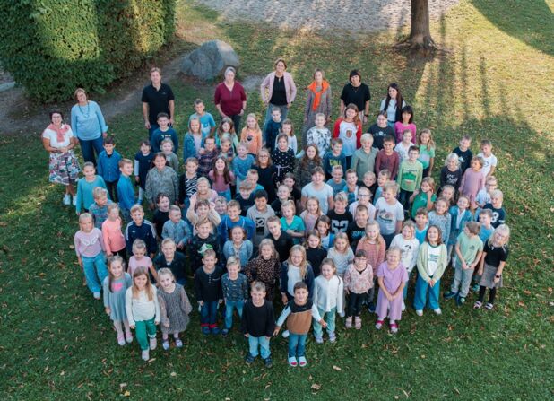 Schulfamilie im Schuljahr 2024 / 25